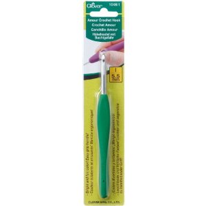 Clover Amour 5.50 mm/US I or 9 Crochet Hook 